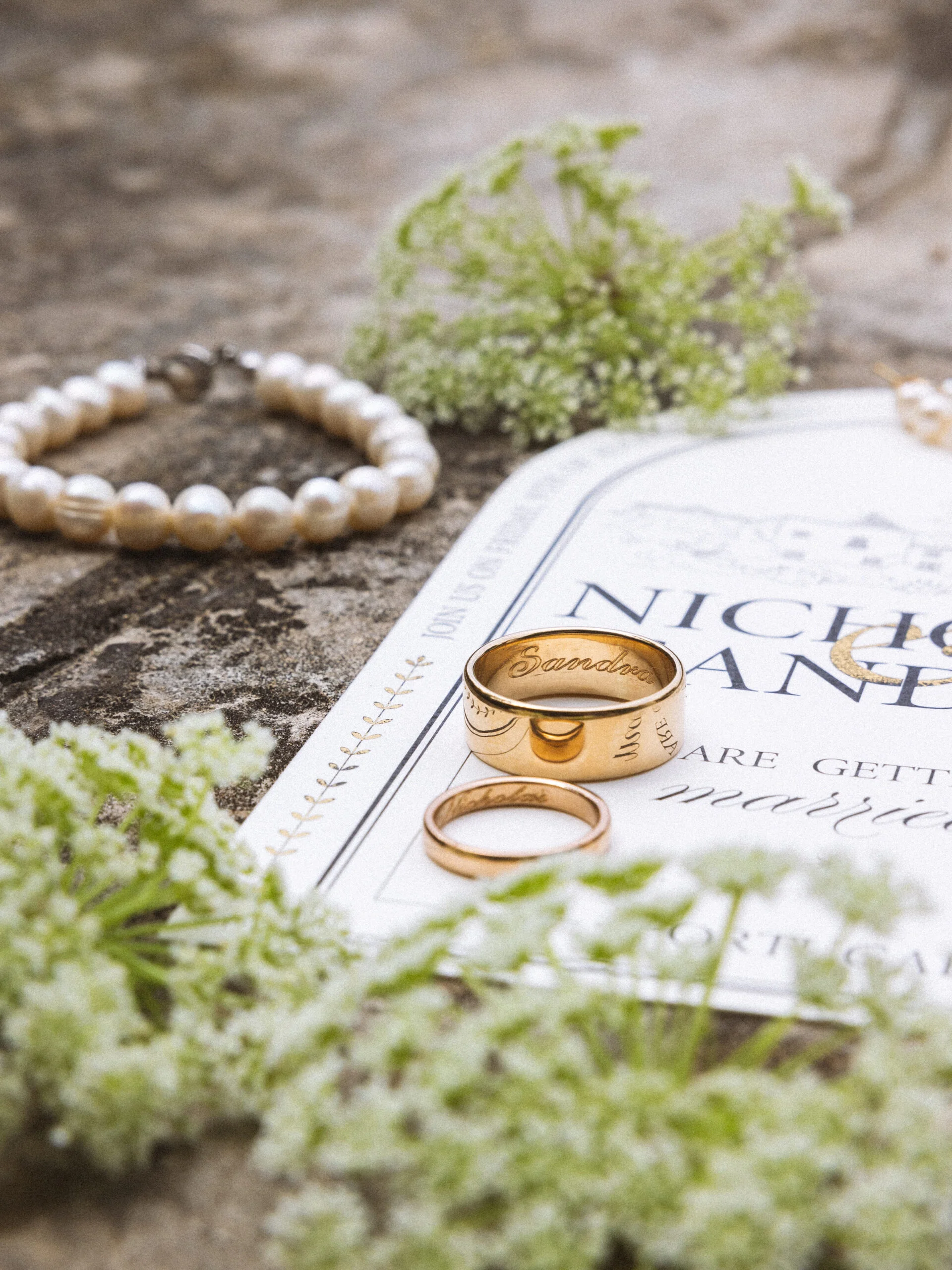 Paldies Studio Wedding Invitations