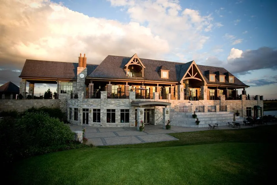 1389203126678-clubhousesunse