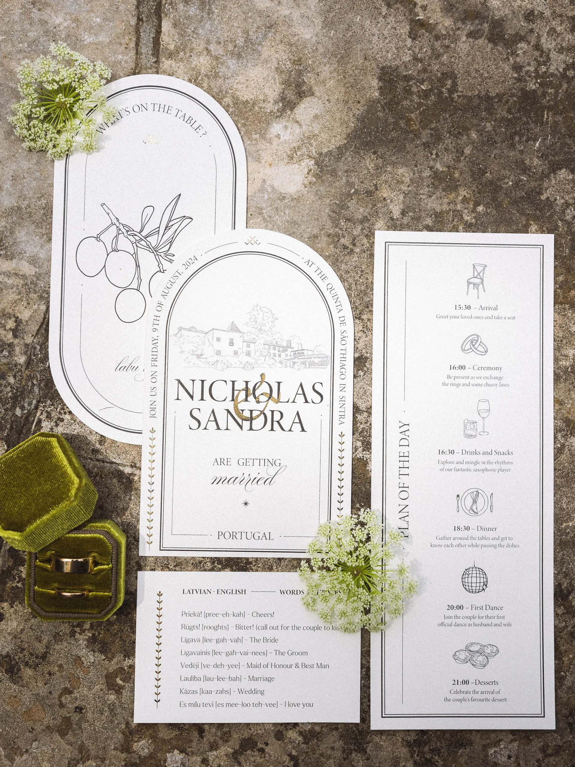 Paldies Studio Wedding Invitations Photo: Laura Apine Photography